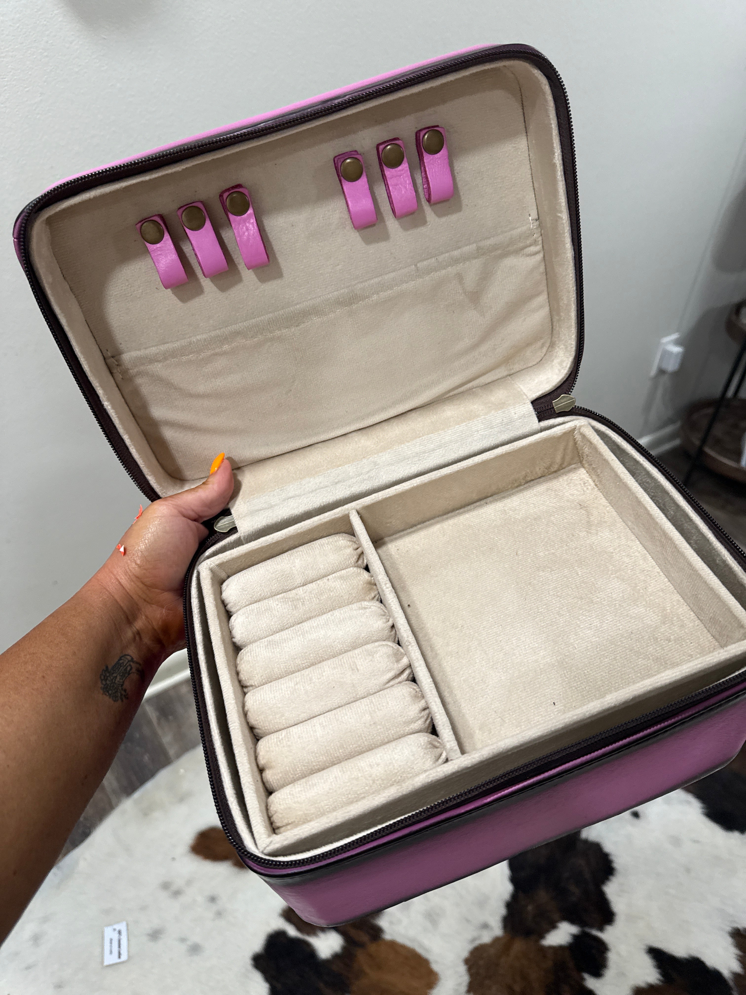 Genuine Leather Tooled Jewelry Case