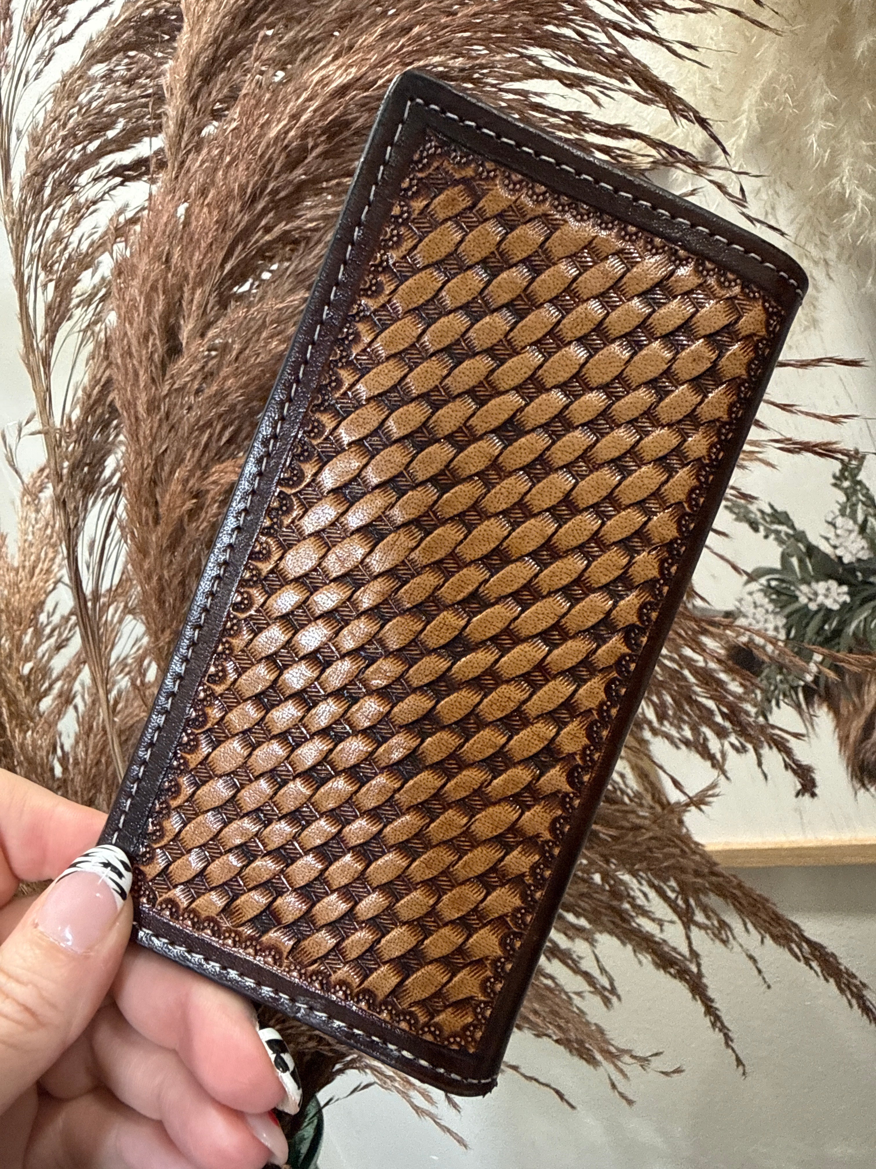 Tooled Leather Men’S Wallet