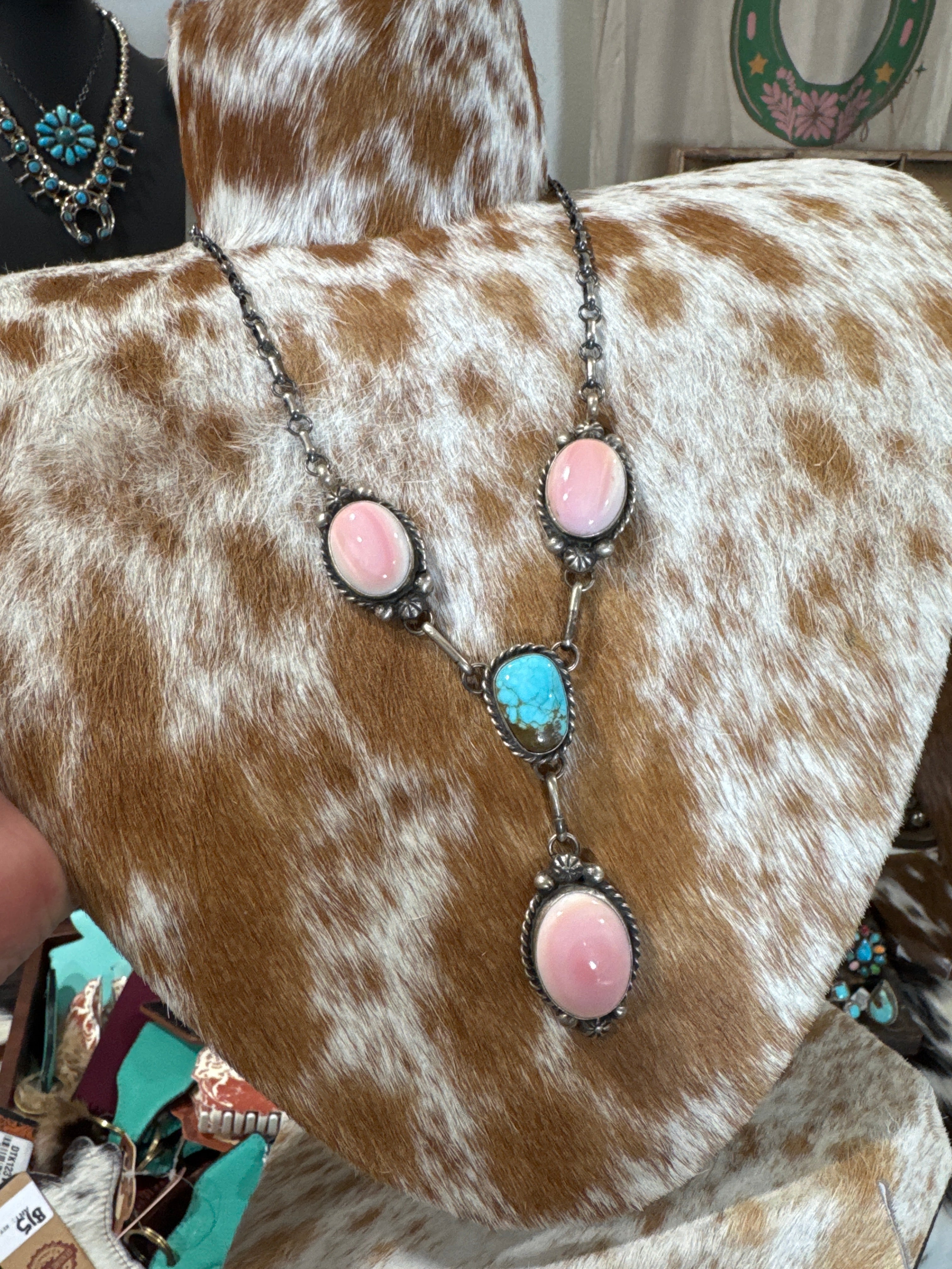 Native Made Pink Conch & Kingman Turquoise Lariat - Stamped AL
