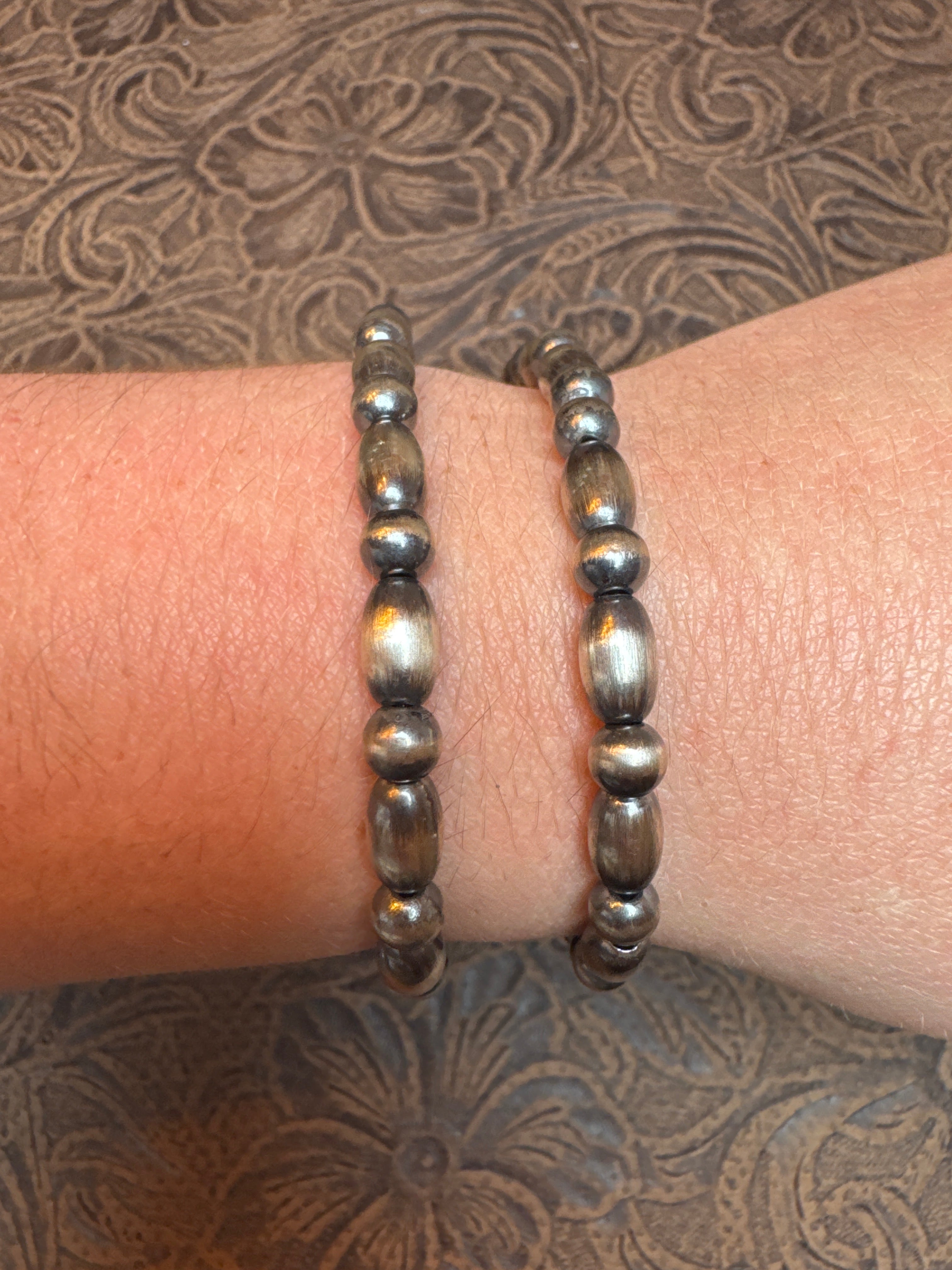 5MM sterling Silver Pearl and Torpedo Stretch Bracelet- Non- Native