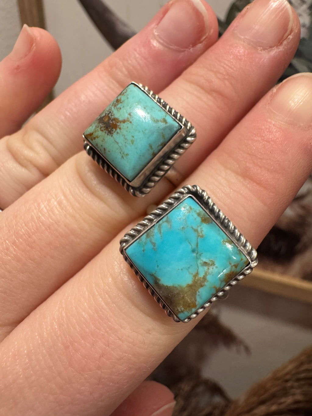 Kingman Square Bar Ring – Stamped J