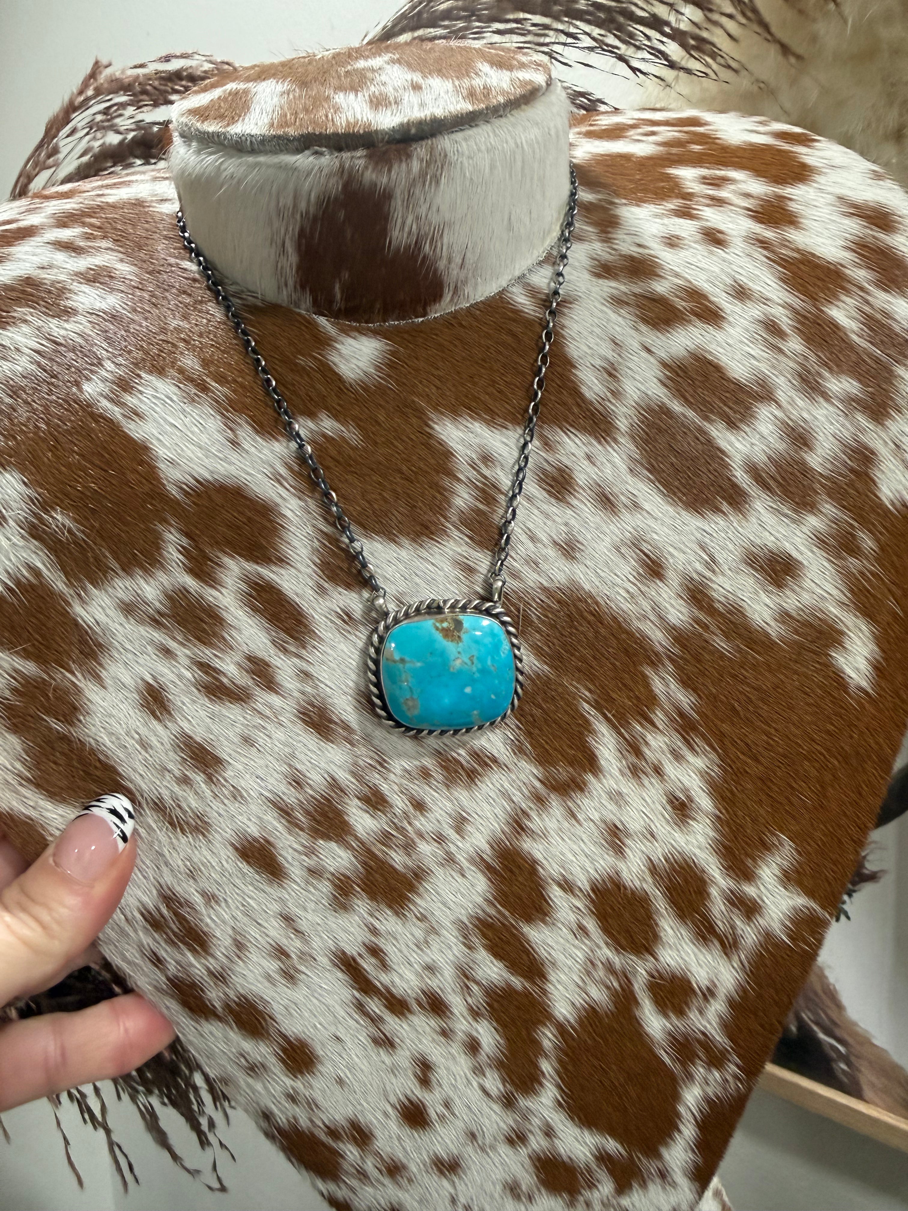 Lu Silversmith Kingman Bar Neckkace